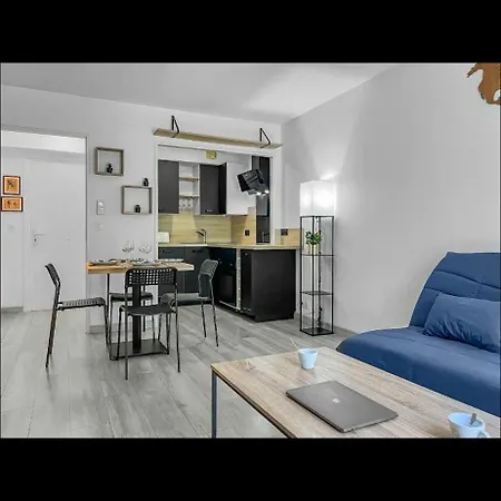 Le Rieviera Bay-parking-jardin Pick Up Airport